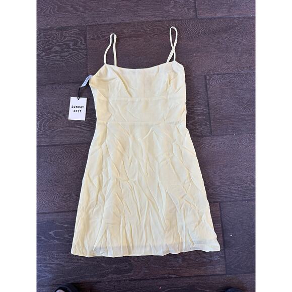 Sunday Best Aritzia Jackson Dress Pale Yellow Women's Size Small - Picture 1 of 5